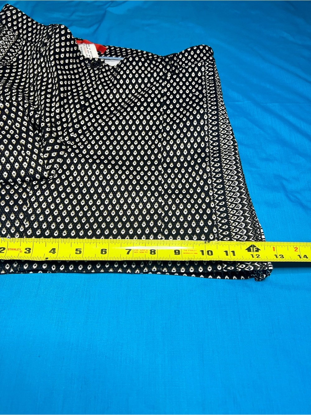 Cartonnier Dark Olive Geometric Side Button Shorts - Picture 9 of 9